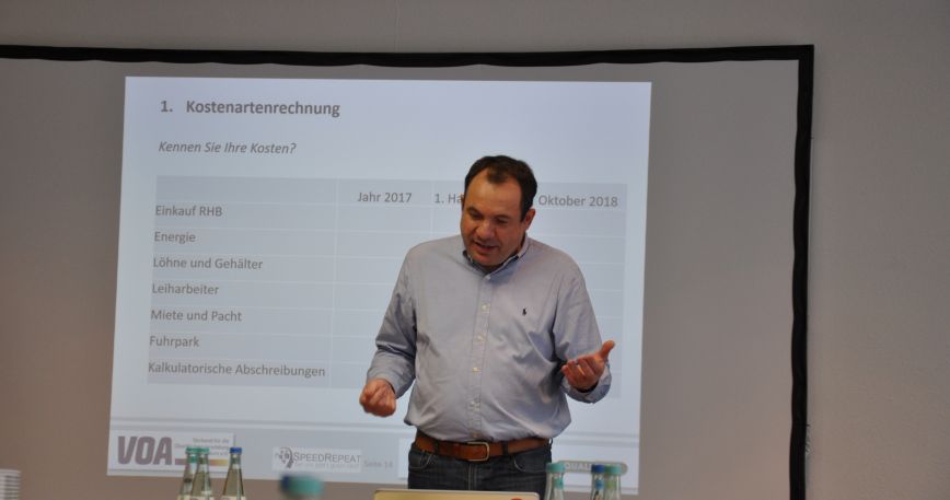 VOA Referent Prof. Dr. Giezek
